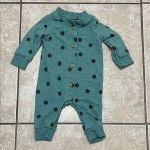162. cat & jack footie size newborn